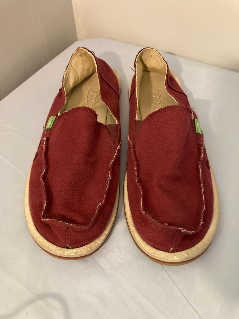 Sanuk Women's maroon Canvas Espadrille Slip-Ons